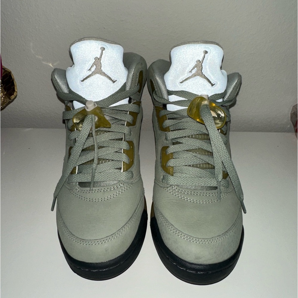 Jordan Kids Sneakers in Light Gray and White with Gold Accents